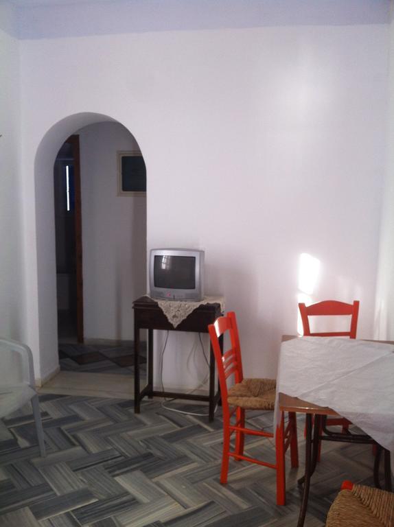 Marika Apartment Kionia Bilik gambar